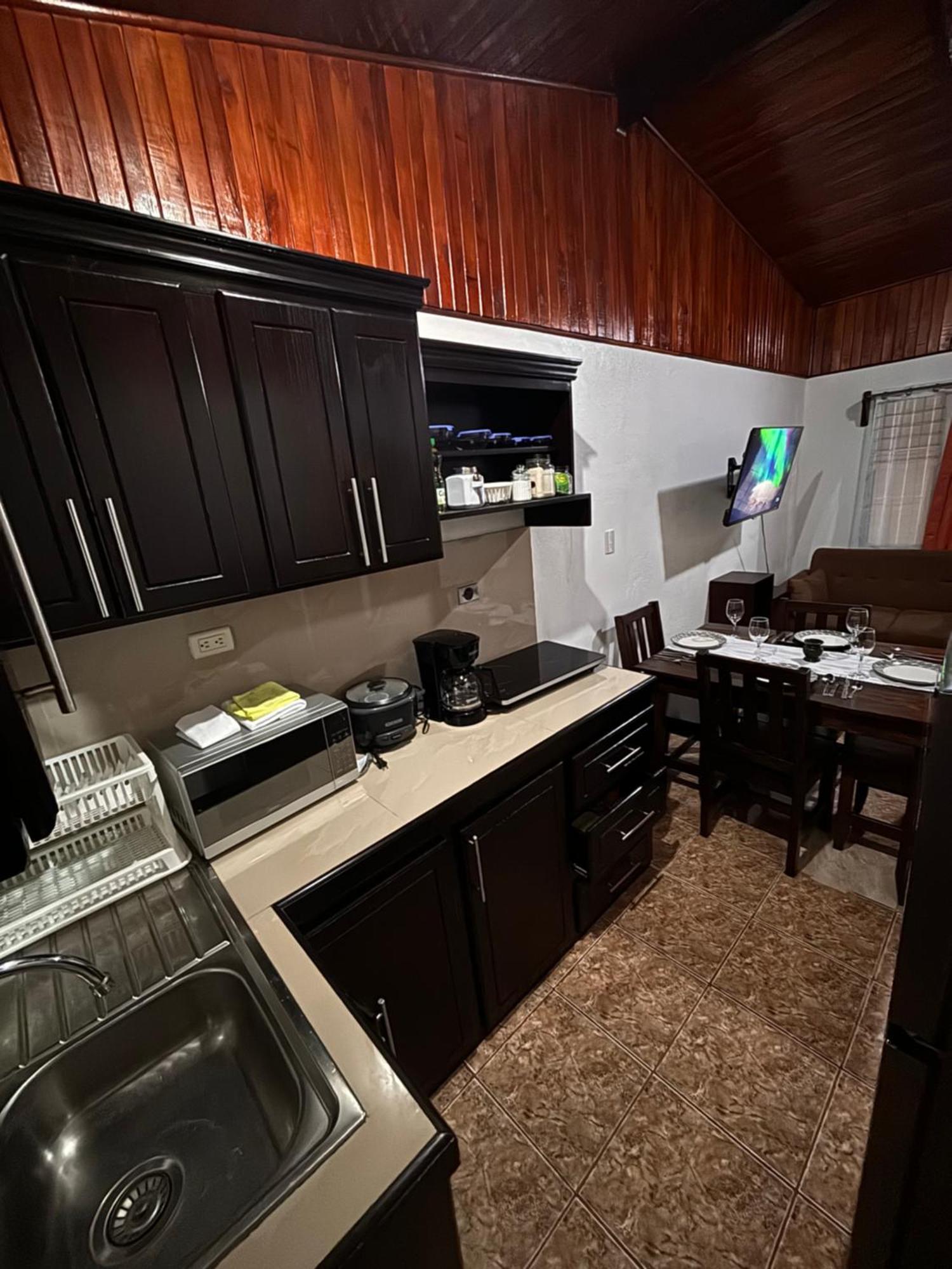 La Fortuna Apartamentos Maily מראה חיצוני תמונה