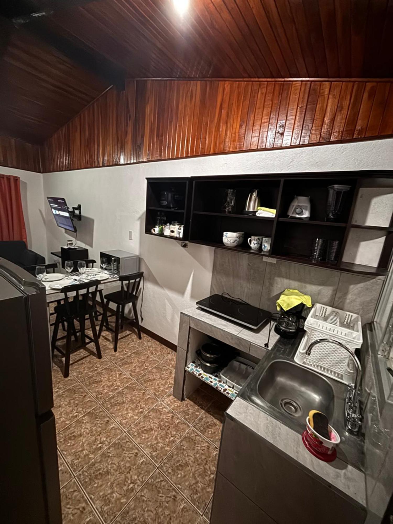 La Fortuna Apartamentos Maily מראה חיצוני תמונה