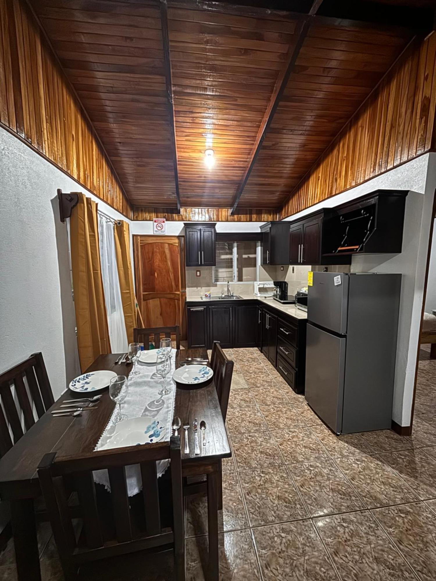 La Fortuna Apartamentos Maily מראה חיצוני תמונה